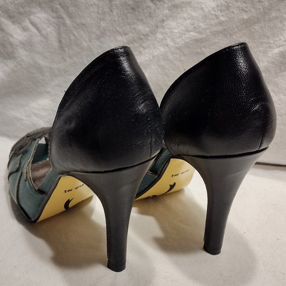 ✨ Poetic Licence || 4" Feel the Rhythm - Picture 4 of 8